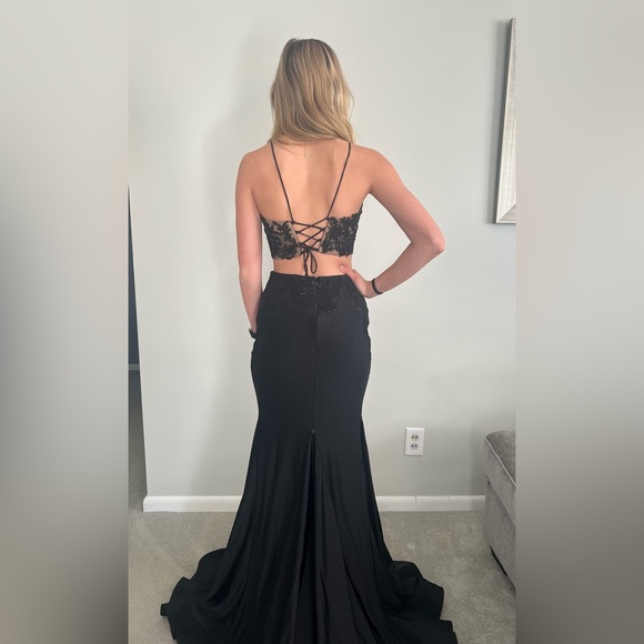 Prom Dress - Picture 4 of 6